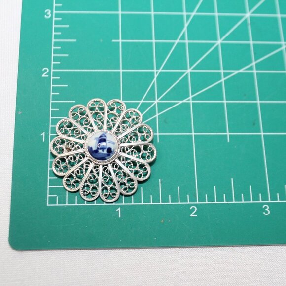 Vintage 925 Silver Delft Unsigned Porcelain Windmill Filigree Brooch Pin - Picture 6 of 8